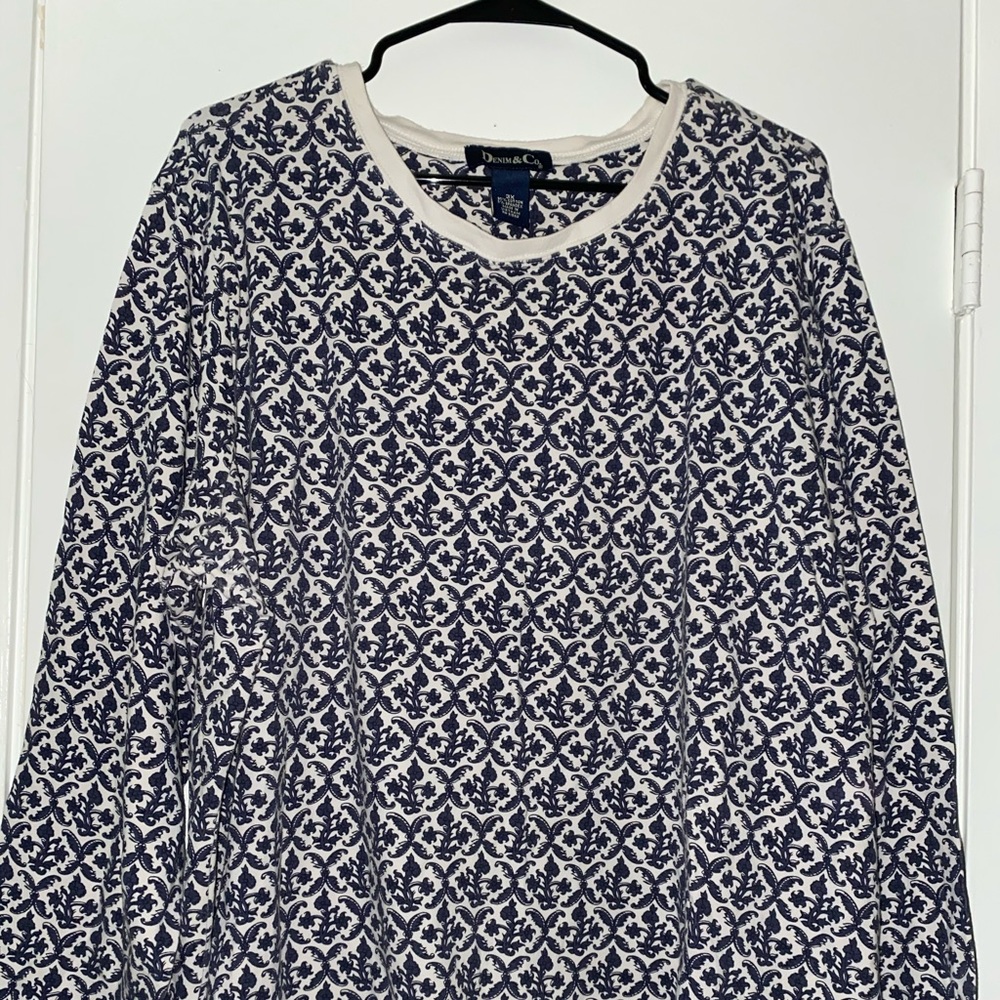 Long sleeve shirt